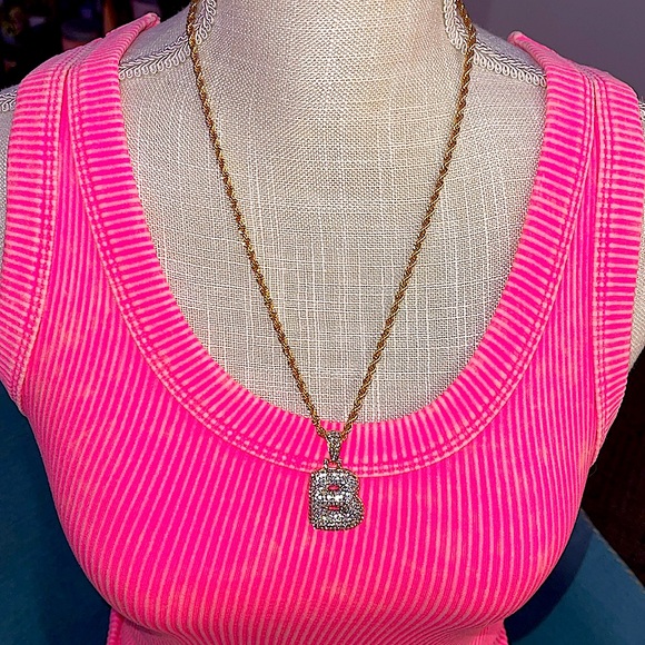 ☃️BOGO50%☃️ 🆕✨GOLD B✨BUBBLE LETTER INITIAL NECKLACE - Picture 8 of 12
